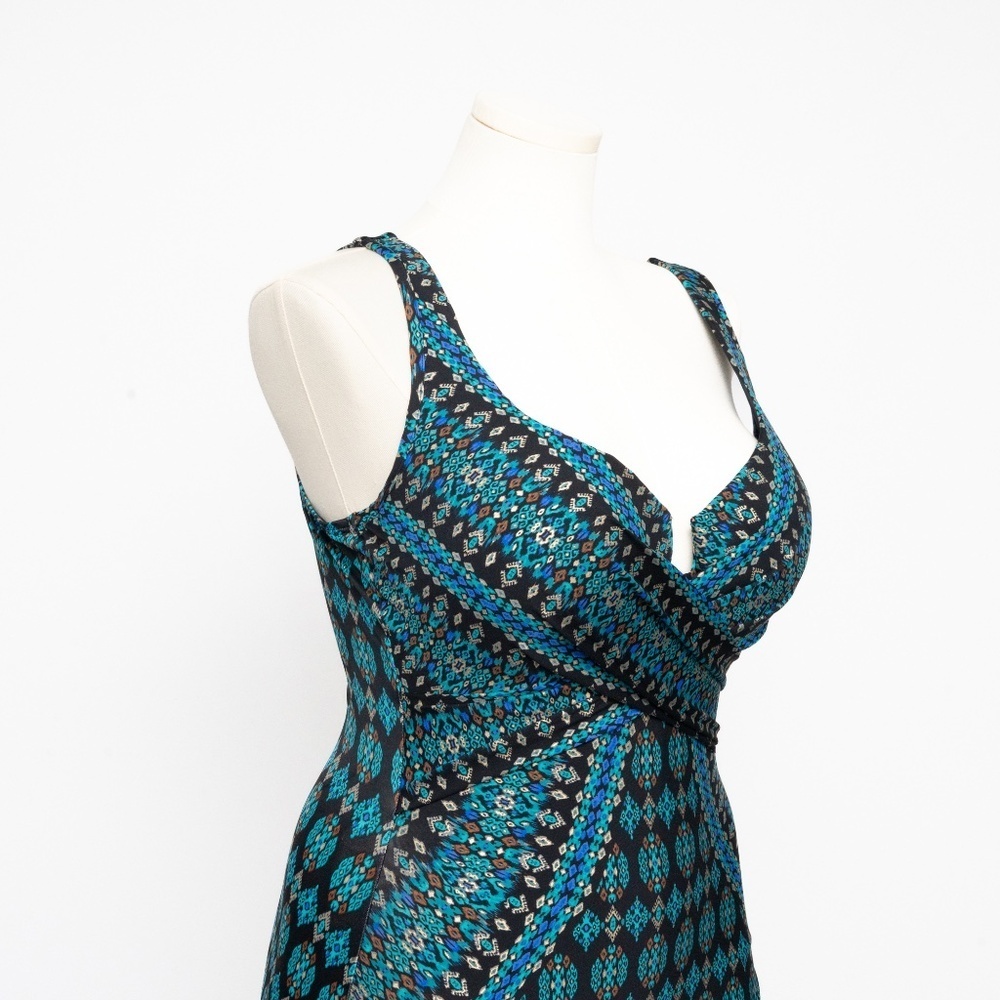 Miraclesuit Amarna Criss Cross Escape One Piece‎ Swimsuit - Picture 9 of 12